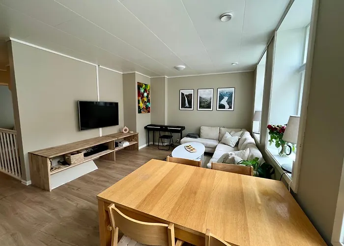 In Center * ベルゲン